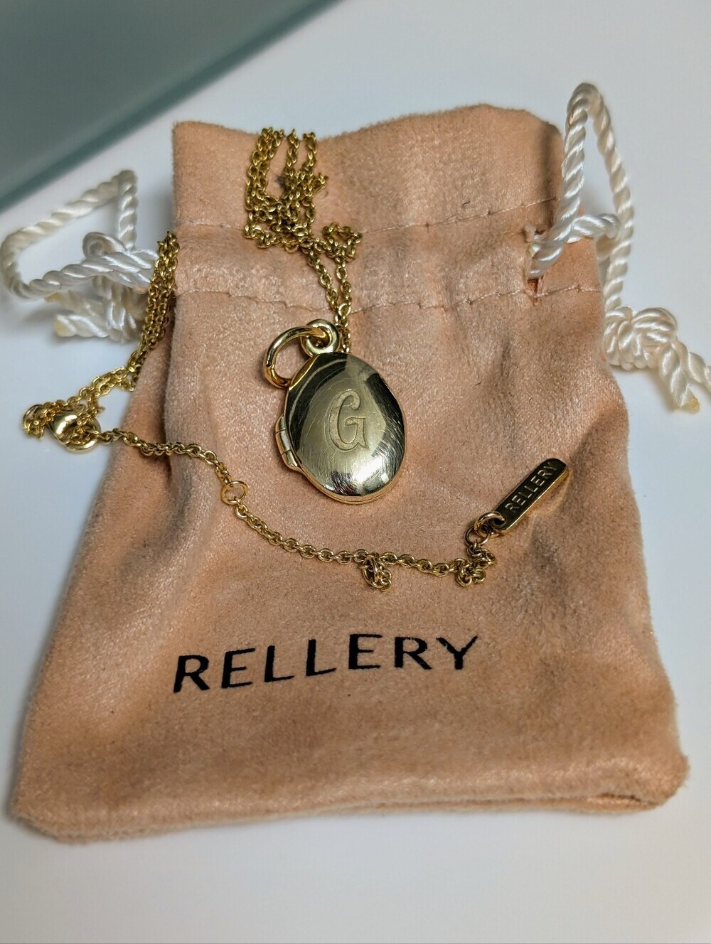 Rellery 18K Gold Plated 925 Silver Photo Locket Necklace With Engraved G Letter